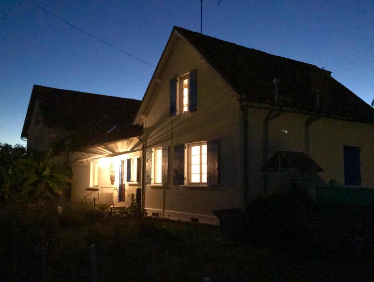 Bed and Breakfast Les Tibles Nanthiat Exteriér fotografie